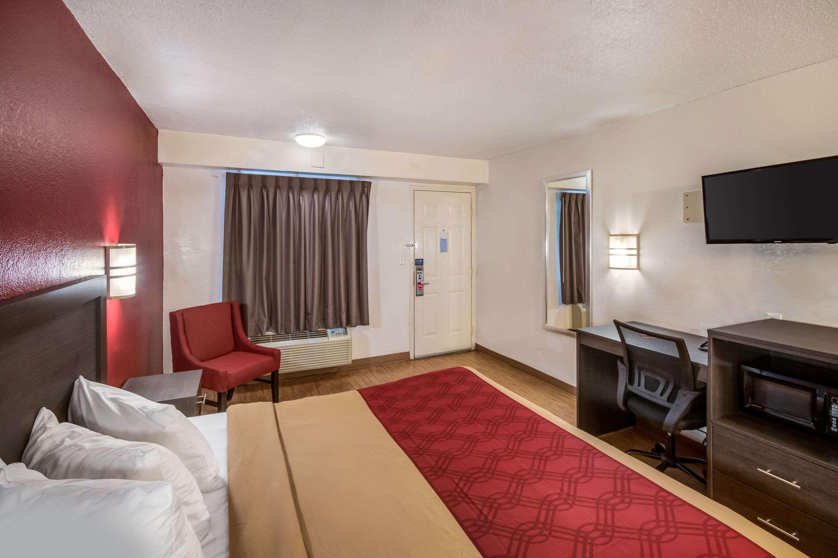 Days Inn By Wyndham Charleston Wv Экстерьер фото