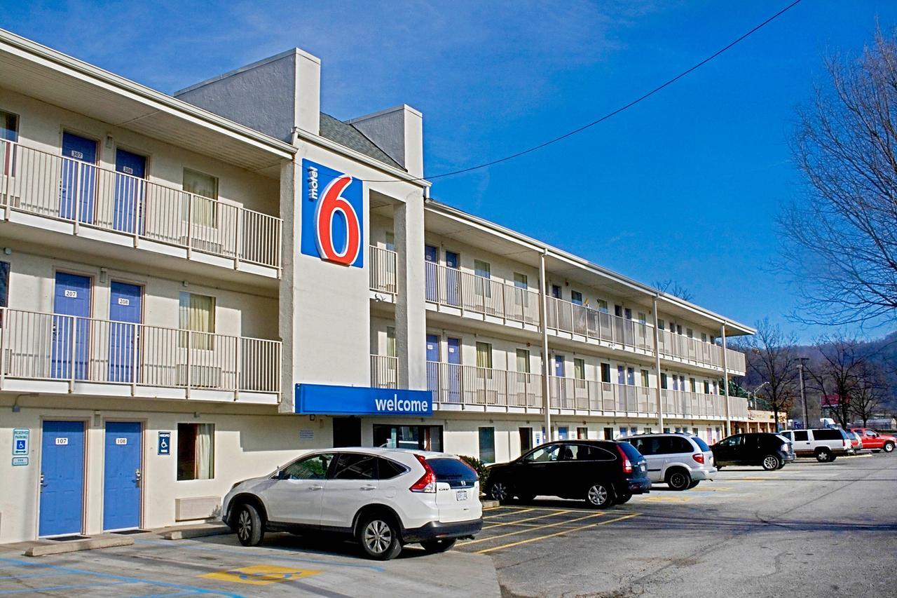 Days Inn By Wyndham Charleston Wv Экстерьер фото